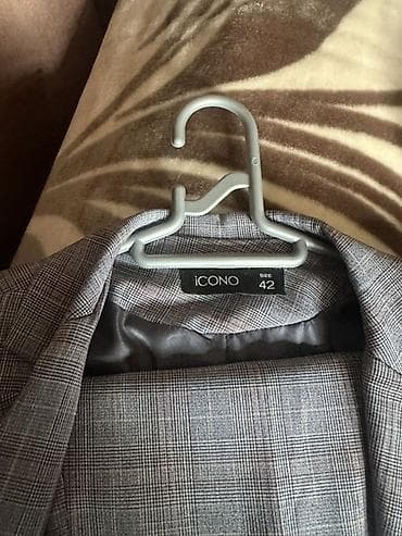 Baş geyimləri: İCONO qadın kostyumu – pencək və salvar dəsti - Ölçü: 42 (etiketdə — 4