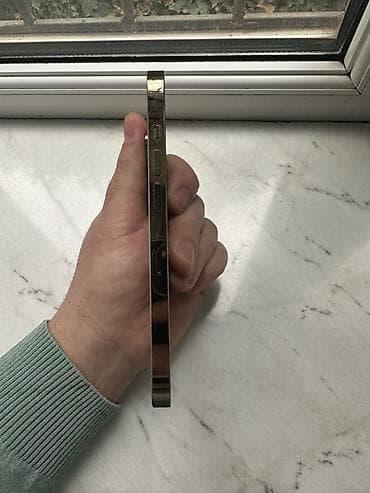 ps 5 alıram: IPhone 13 Pro, 256 GB, Qızılı, Face ID — 2