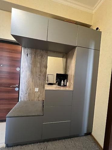 Dolab satılır 250₼. Ünvan Biləcəri &RumiQonaq otağı/dəhliz üçün