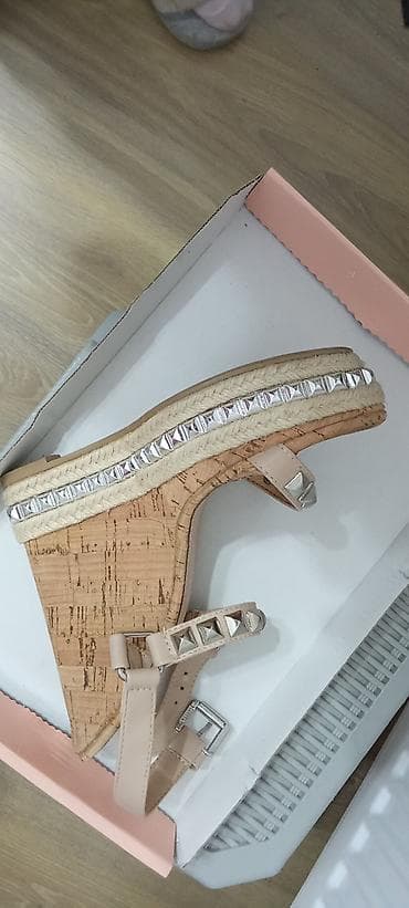 stiletto: Tuflilər, Ölçü: 36, rəng - Qara, İşlənmiş — 7