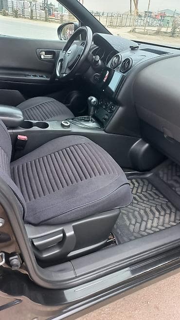 amc disk: Nissan Qashqai, qara rəng, krossover gövdə.Hec bir problemi — 6