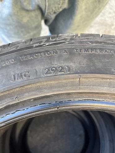 traxdir tekeri: 25 min km yol gedib 2021 ci ilin tekerleridi razmer 235 45 18 — 3