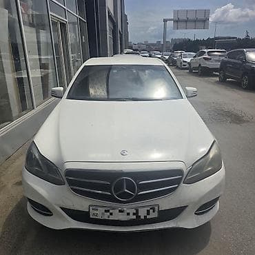 w202 on şuşə: Mercedes-Benz E-Class: 2.1 l | 2014 il Sedan — 3