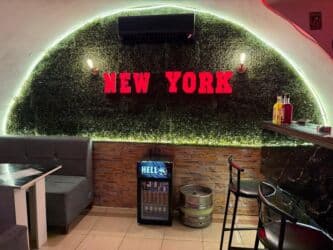 bakıda oteller: Obyekt 55 m2. Yarı zirzəmi. Sənəd çıxarış. Hal hazirda icarededir — 5