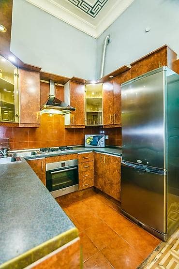 gundelik edu az: 4 otaqlı, Səbail r. r-nu — 10