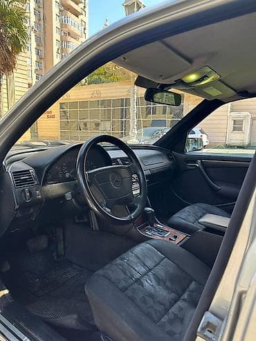 Nəqliyyat: Mercedes-Benz C-Class: 2.2 l | 1997 il Sedan — 10