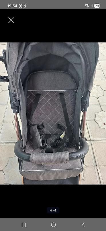 Gəzinti arabaları: Uşaq arabası – qrey rəng, kompakt və rahat model Xüsusiyyətlər: - — 2