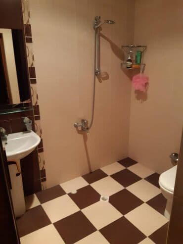 аренда дома на длительный срок: Ev tibb universitetin yaxininda Asan xidmətin qarsisinda yerlesir her — 9