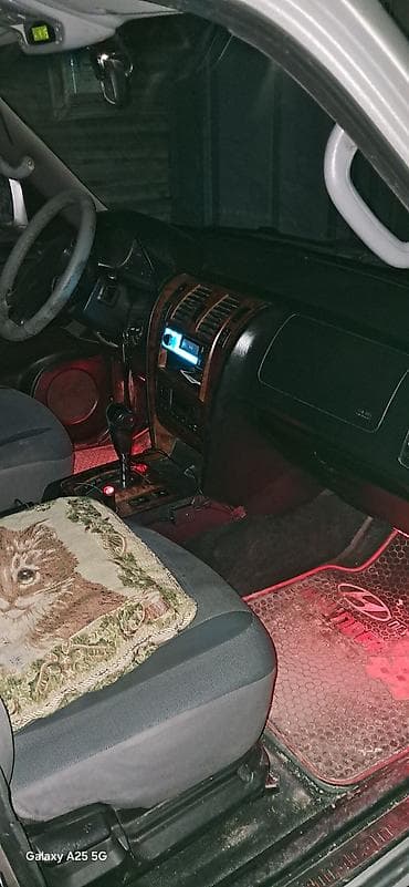 hyundai coupe satilir: Hyundai (Veracruz) ön və arxa görüntüləri olan tam ölçülü — 10