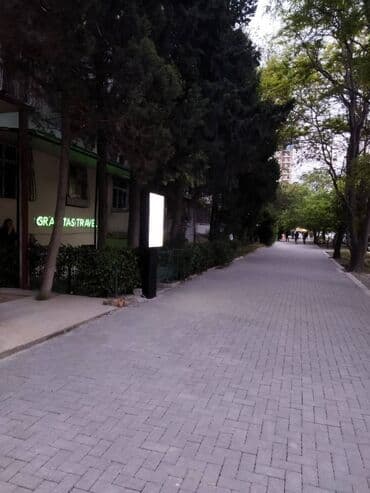 obyek satilir: Obyektə yararlı mənzil satılır. Elmlər akademiyası metrosuna yaxın 5/1 — 14