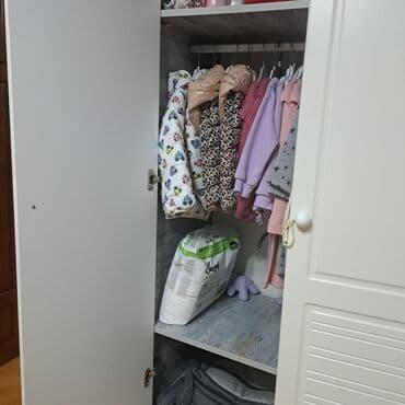 işlenmiş şkaf: Paltar skafi. yaxsi veziyyetdedir. hec bir defekti yoxdur. tecili — 1