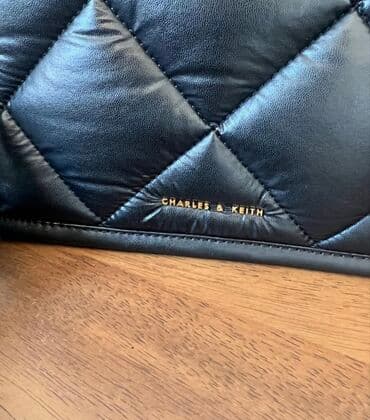 hermes cantası: Əl çantası, Charles & Keith, İşlənmiş — 4