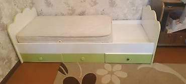 sade mebeller: Oğlan və qız üçün, Dördbucaq, Beşik, Dəstsiz, Matrassız, Yellənmə mexanizmsiz — 6