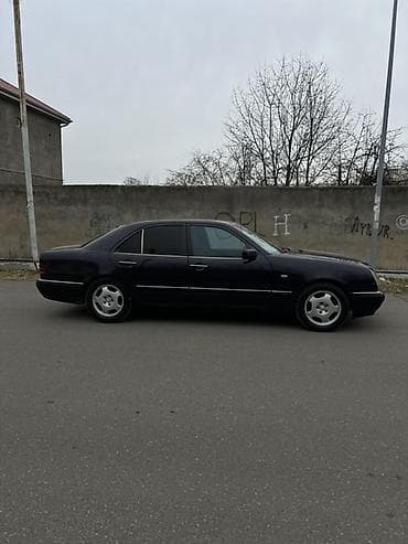 mercedes qapi: Hec bir prablem yoxdur senet qaydasinda mator karopka most idyal — 3