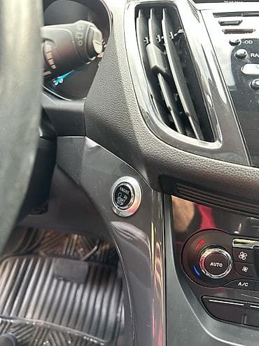 mersedes c klass: Ford Kuga: 1.6 l | 2014 il 121000 km Krossover — 4