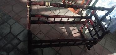 işlənmiş parta: Gencede uwaq ucun besik satilir 100 azn — 2