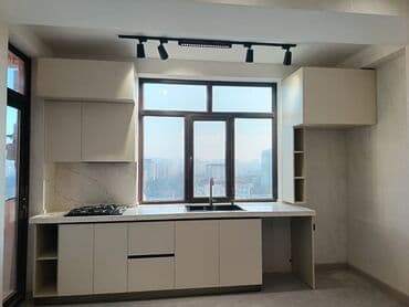 ev üçün hədiyyələr: Sifarişlə mətbəx dəsti, Özü çəkən petlələr, Parlaq laminat, Kredit yoxdur, Ödənişli çatdırılma — 10