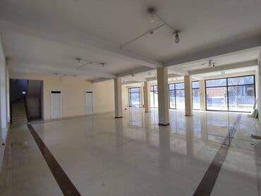 kiraye evler memar ecemi: Heyder eliyev prospektində mərkəzdə, 3 mərtəbəli, obyekt icareye — 4