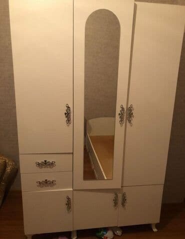 200 manatlıq şfaner: Dolab 200 azn unvan nefciler 🧚🏼‍♀️AHU🧚🏼‍♀️ — 1