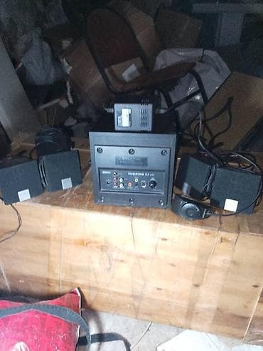 sağ qulaqda ses: Dinamiklər və kolonkalar — 1