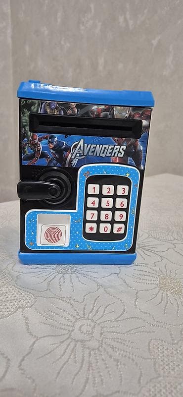 Uşaq üçün “Avengers” temalı elektron qənaət kassası (seif) - Dizayn — 2
