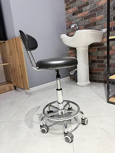 salon dolab: Təkərləri olan tənzimlənən salon oturacağı - Peşəkar salon və — 3