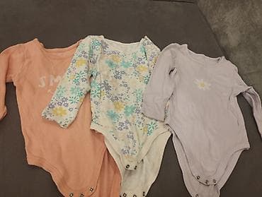 Боди: Uşaq badi dəsti – 3 ədəd, uzunqollu Brend: Cool Club Ölçü: 92 — 1