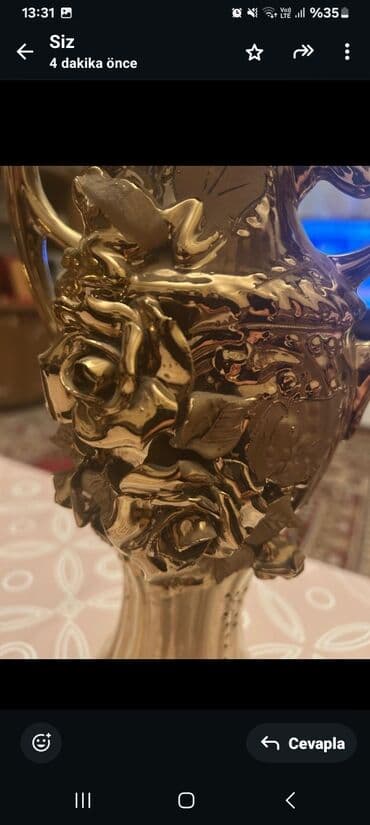 ilan gülü: Vaza dəsti, Keramika — 3