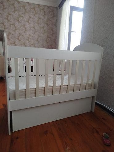 matras alti: Uşaq beşiyi – “Teddy” dizaynlı - Rəng: ağ, alt hissədə qəhvəyi-ağ — 2