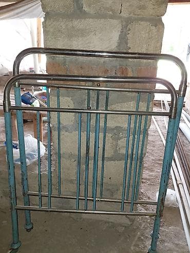 sumqayit tekstil fabriki: Şəkidə metal çarpayı satılır. İstifadəyə tam yararlıdır. Başlığı taxıb — 2