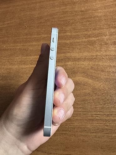 tecno spark 10 c: IPhone 5s, Gümüşü, Barmaq izi — 5