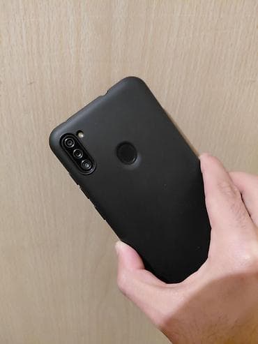 Samsung Galaxy A11, 32 GB, rəng - Qara — 2