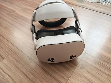 airdots 3: Meta Quest 3s VR dəsti Özünun adaptoru və pultları tam işləkdir. Əlavə — 1