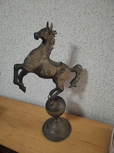 Fiqurlar: Fiqur, Metal, rəng - Qızılı — 1