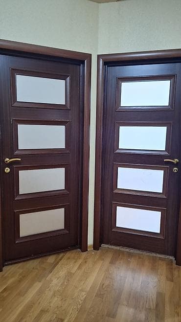 şef qapı: 4 ədəd qapı 1ədədin Qiymet 50 azn.Ünvan Qara Qarayev (4068) Elmira x — 1