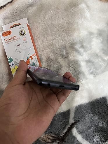patchi qiymət: Samsung Galaxy A52, 128 GB, rəng - Qara, Sensor, Face ID — 8