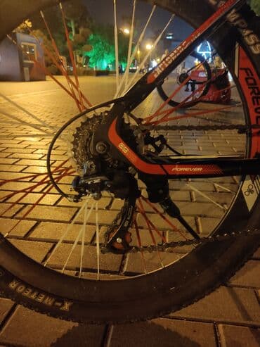 qaçış velosipedi: FOREVER dağ velosipedi salam veleseped əla vəziyyətdədir sürət 3/8 — 3