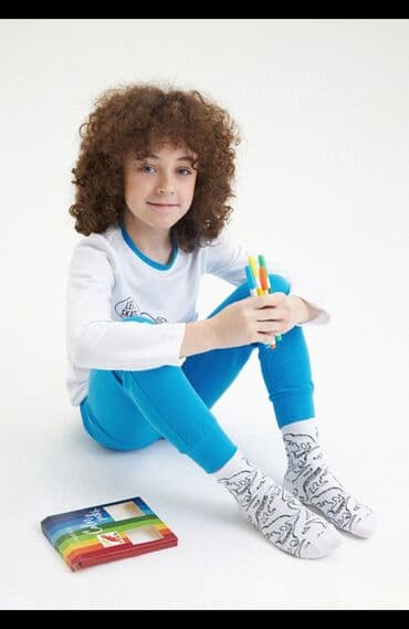 ortepedik uşaq krassovkaları: Rəssama çevril! Artıq istedadını gizlətmək lazım deyil. Corabların — 2