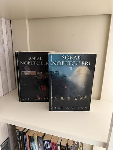 resident evil 2 remake: Məhsul: “Sokak Nöbetçileri” 1 və 2 – Aslı Arslan (2 kitablıq dəst) — 1