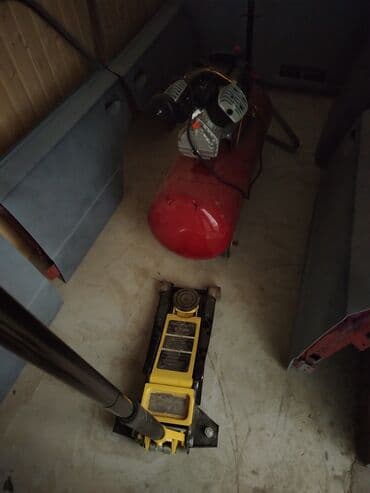 аренда земли под шиномонтаж: Avto-servis üçün avadanlıq dəsti - Hidravlik domkrat: 3 TON yazılı — 1