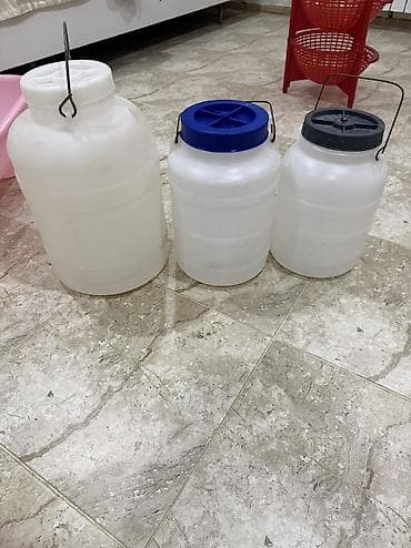 Plastik bidonlar dəsti - Material: qalın divarlı, qida üçün uyğun