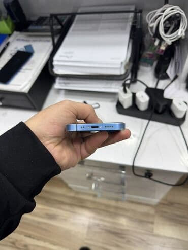 iphone 5 es: IPhone 13, 128 GB, Mavi, Simsiz şarj — 8