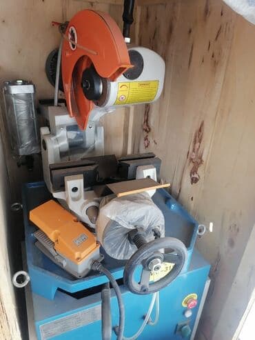 Metal kəsmə mişarı – stasionar tip - Gərmə: elektrik mühərrikli, arxa