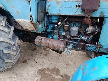 inkubator motor: Traktor – dizel mühərrikli, mavi rəngli, mexaniki ötürücülü — 3