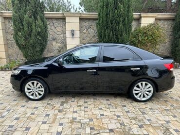 Kia: Kia Cerato: 1.6 l | 2011 il Sedan — 7