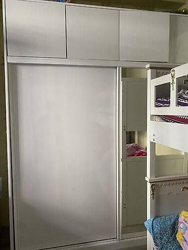 dehliz dolabi satilir: İşlənmiş, 2 qapılı, Güzgülü, Ağ, Kupe, Düz dolab — 1