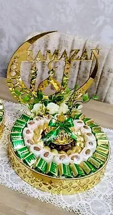 8 marta ozel hediyyeler: Buketlər, səbətlər — 3