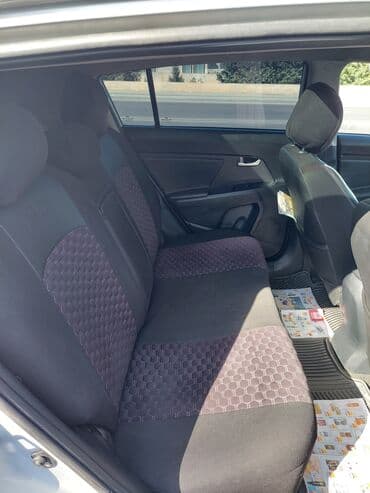 hediye qutusu: Kia Sportage: 2 l | 2012 il Universal — 13