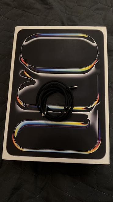 ipad 14 pro: Apple iPad Pro 11 m4 256 gb planşeti Yaxsi vaziyetde, ancaq evde — 2