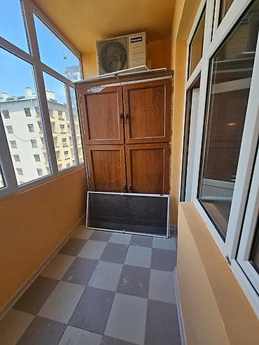 modul tipli ev: Bakı, Yasamal, 3 otaqlı, Köhnə tikili, m. Nizami, 110 kv. m — 3